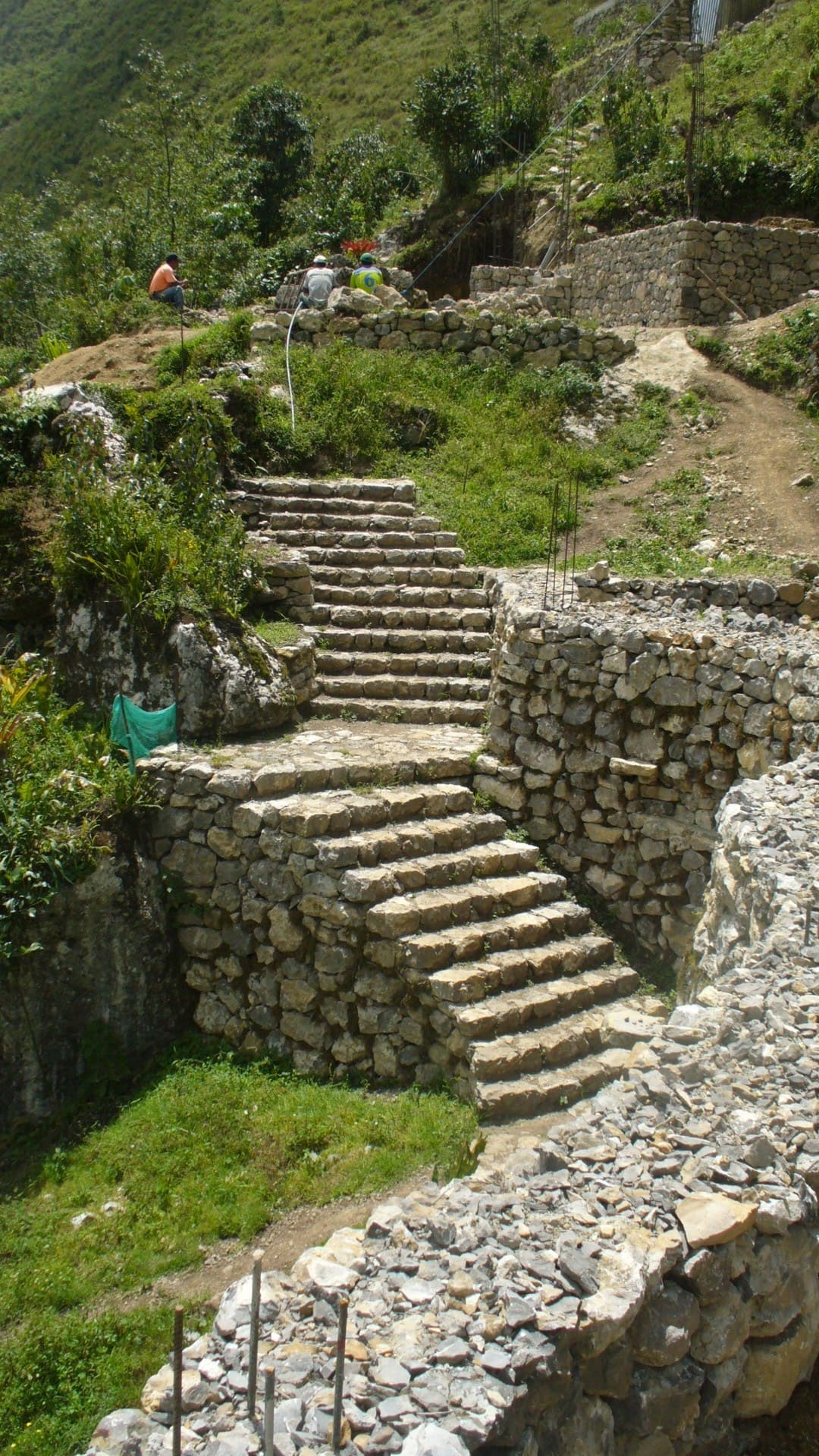 Vista escaleras de acceso